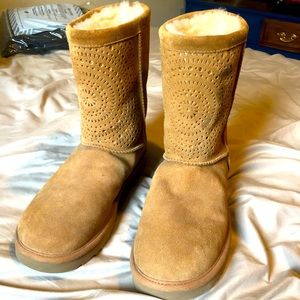Ugg boots size 12 women’s